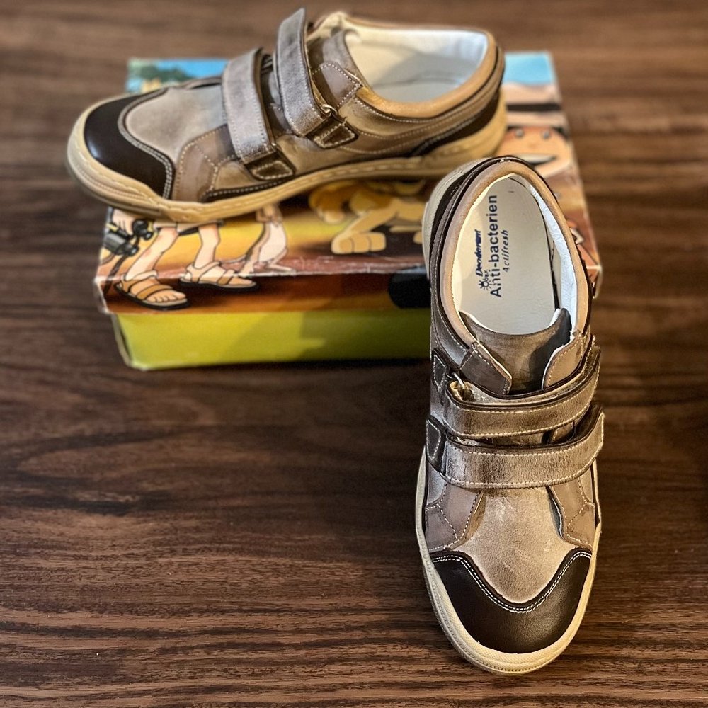 NEW OBEX Shoes, Brown, Size US 4/EU 36 Kids, Model 4050-04